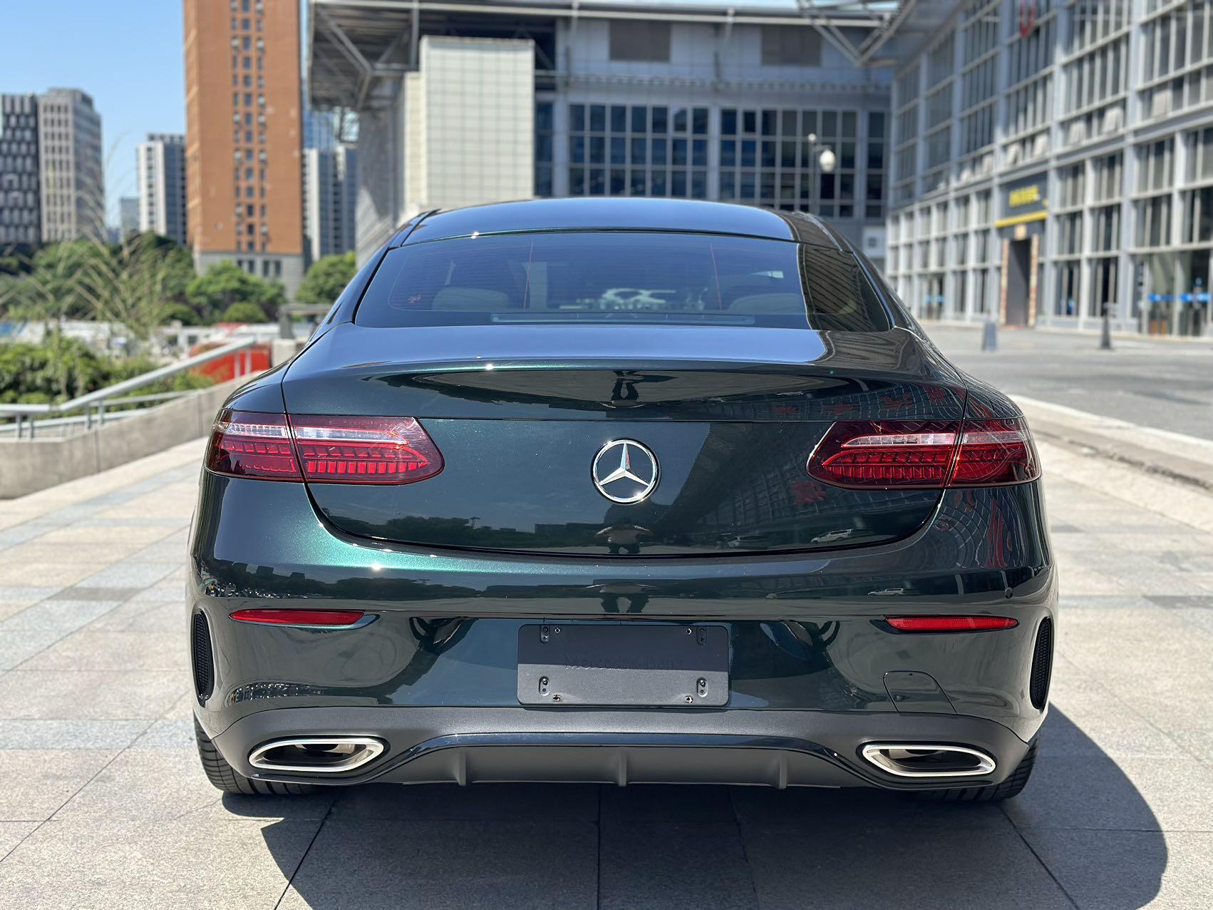 Mercedes-Benz Mercedes-Benz E-Class (Import)