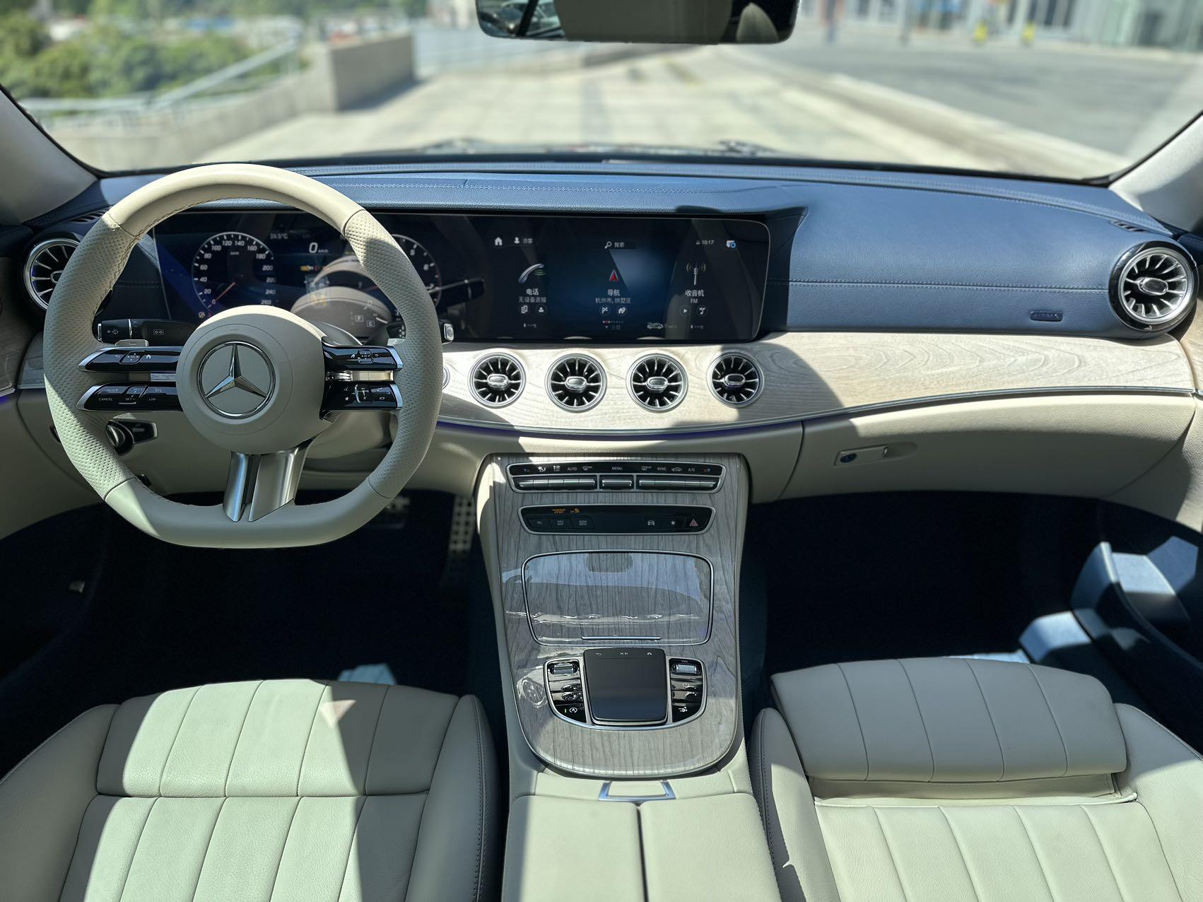 Mercedes-Benz Mercedes-Benz E-Class (Import)