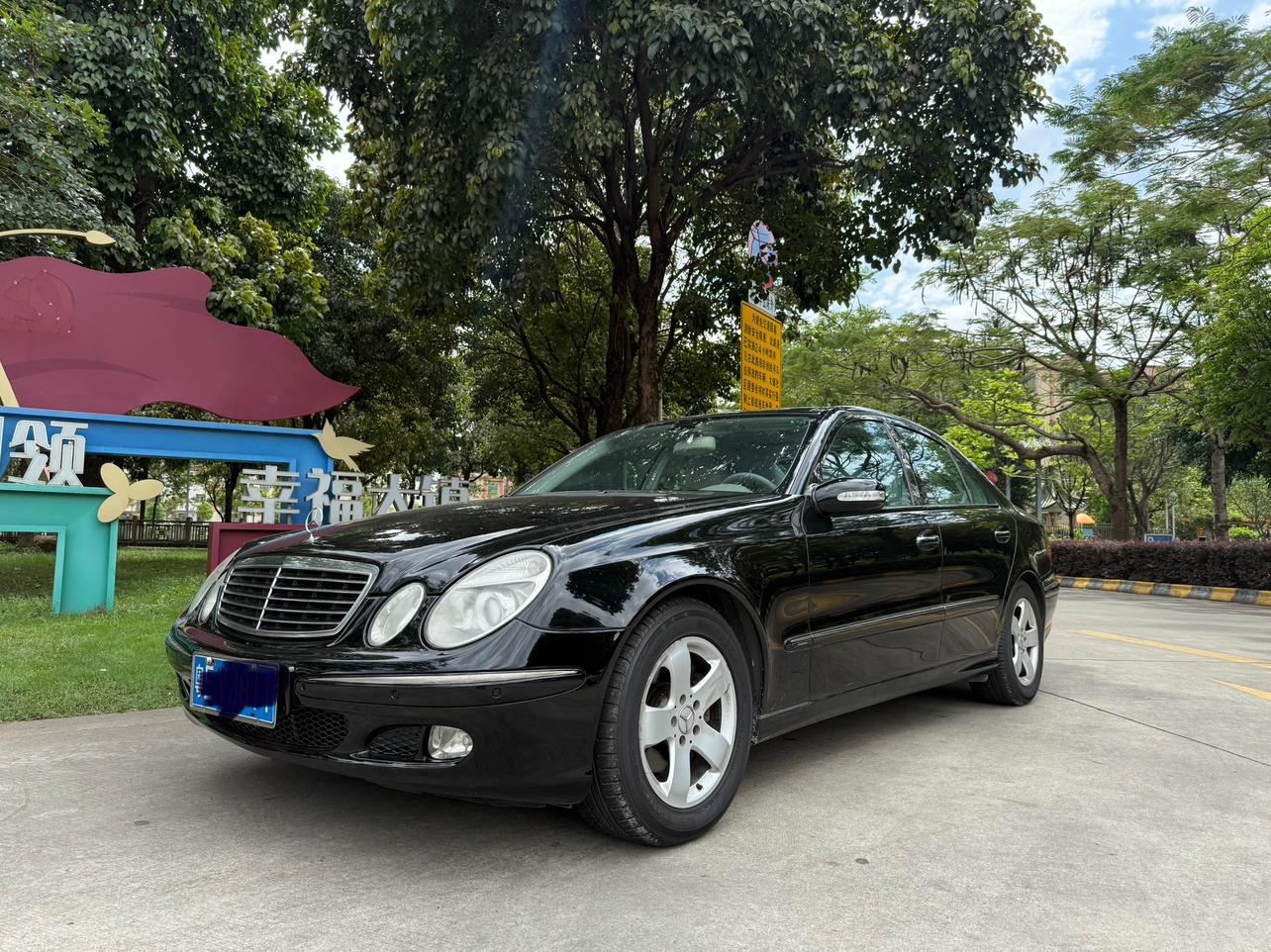 Mercedes-Benz Mercedes-Benz E-Class (Import)