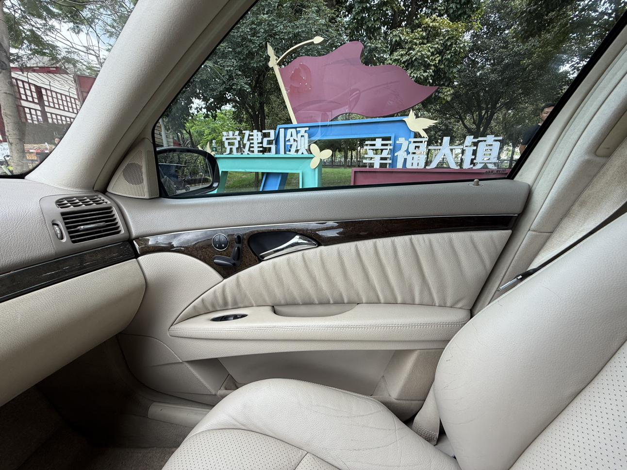 Mercedes-Benz Mercedes-Benz E-Class (Import)
