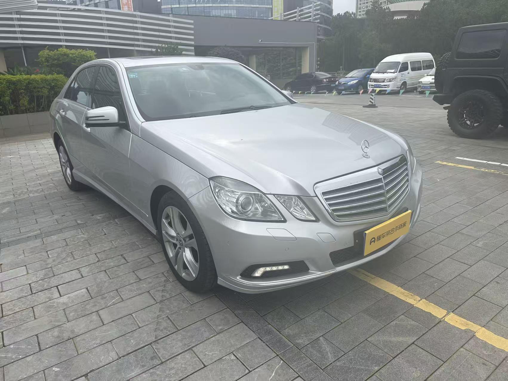 Mercedes-Benz Mercedes-Benz E-Class (Import)
