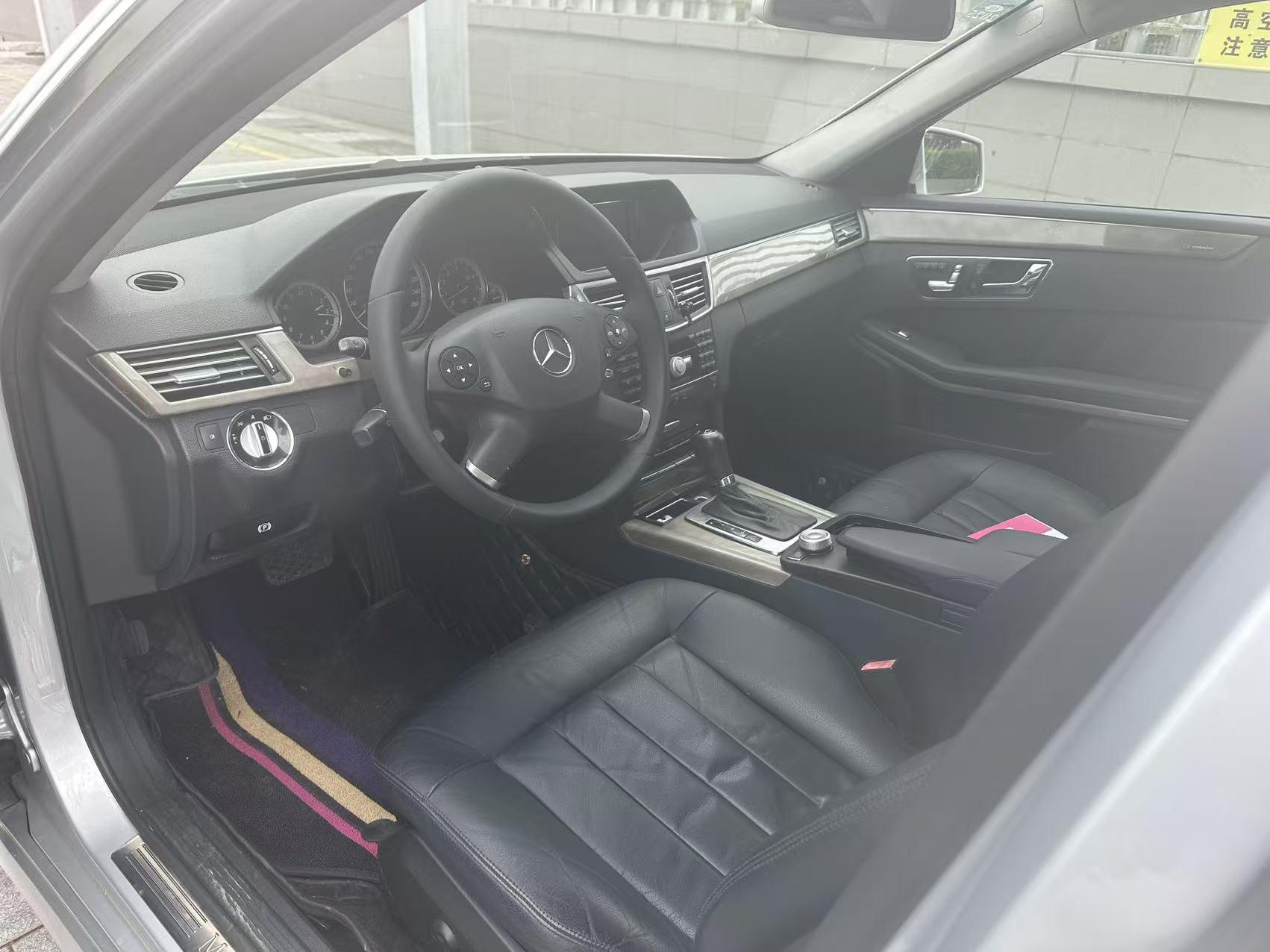 Mercedes-Benz Mercedes-Benz E-Class (Import)