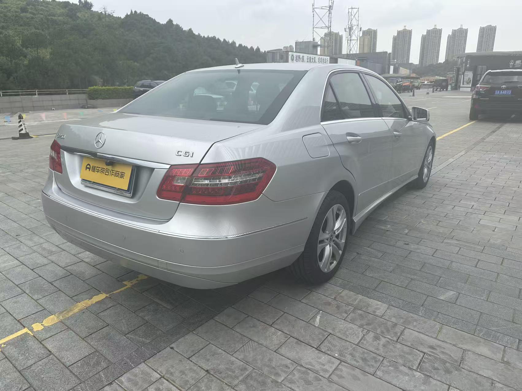 Mercedes-Benz Mercedes-Benz E-Class (Import)