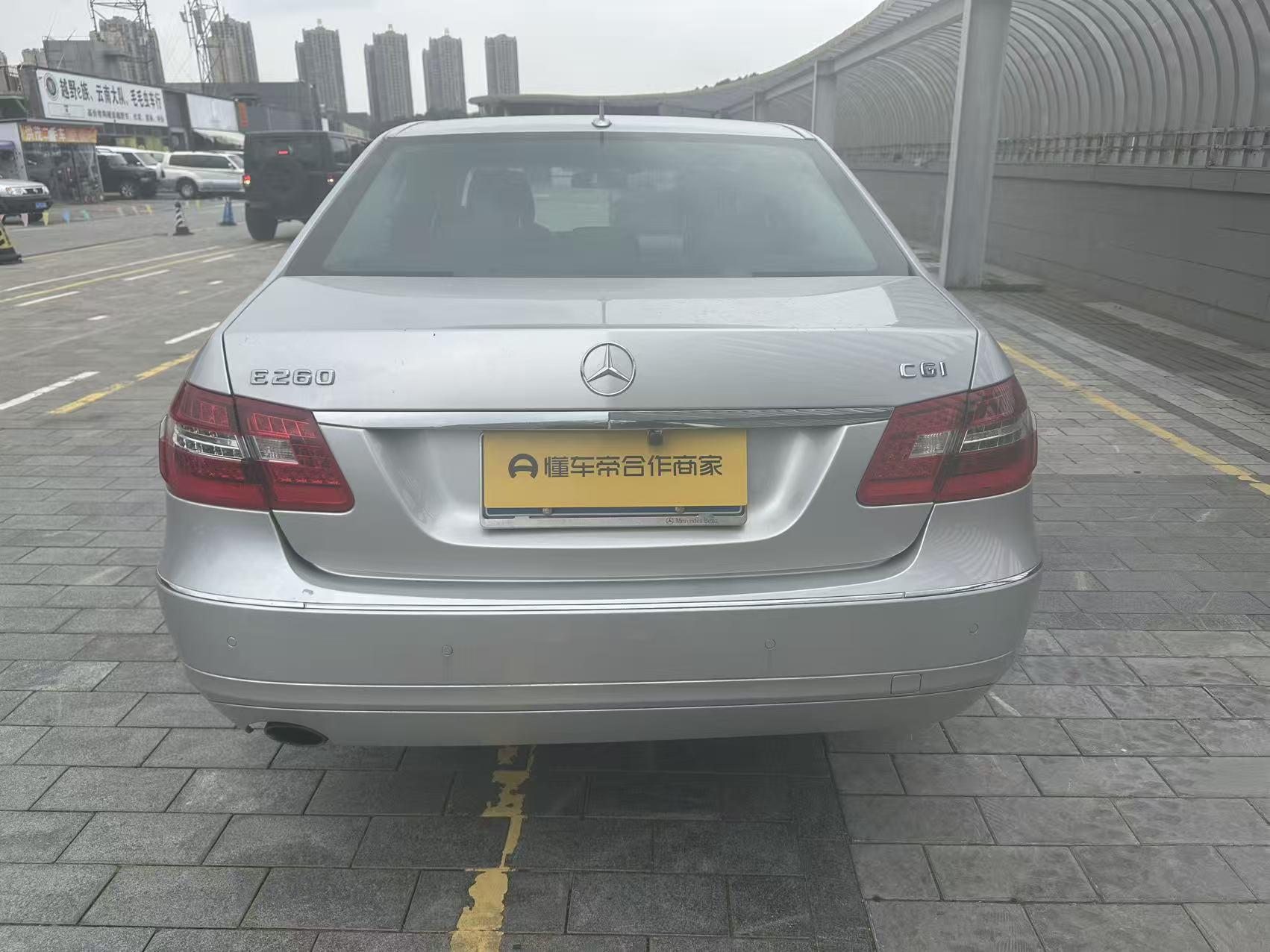 Mercedes-Benz Mercedes-Benz E-Class (Import)