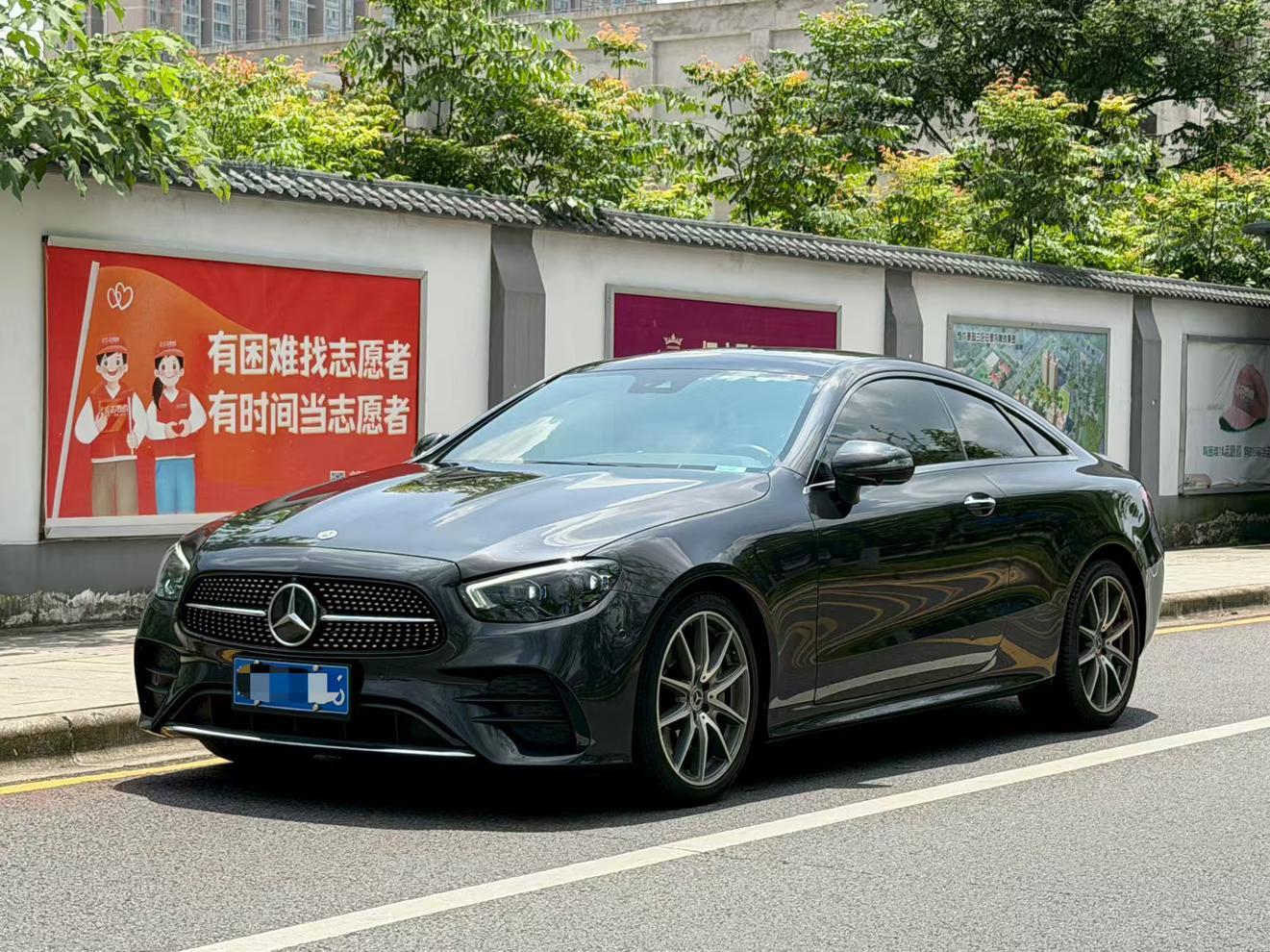 Mercedes-Benz Mercedes-Benz E-Class (Import)