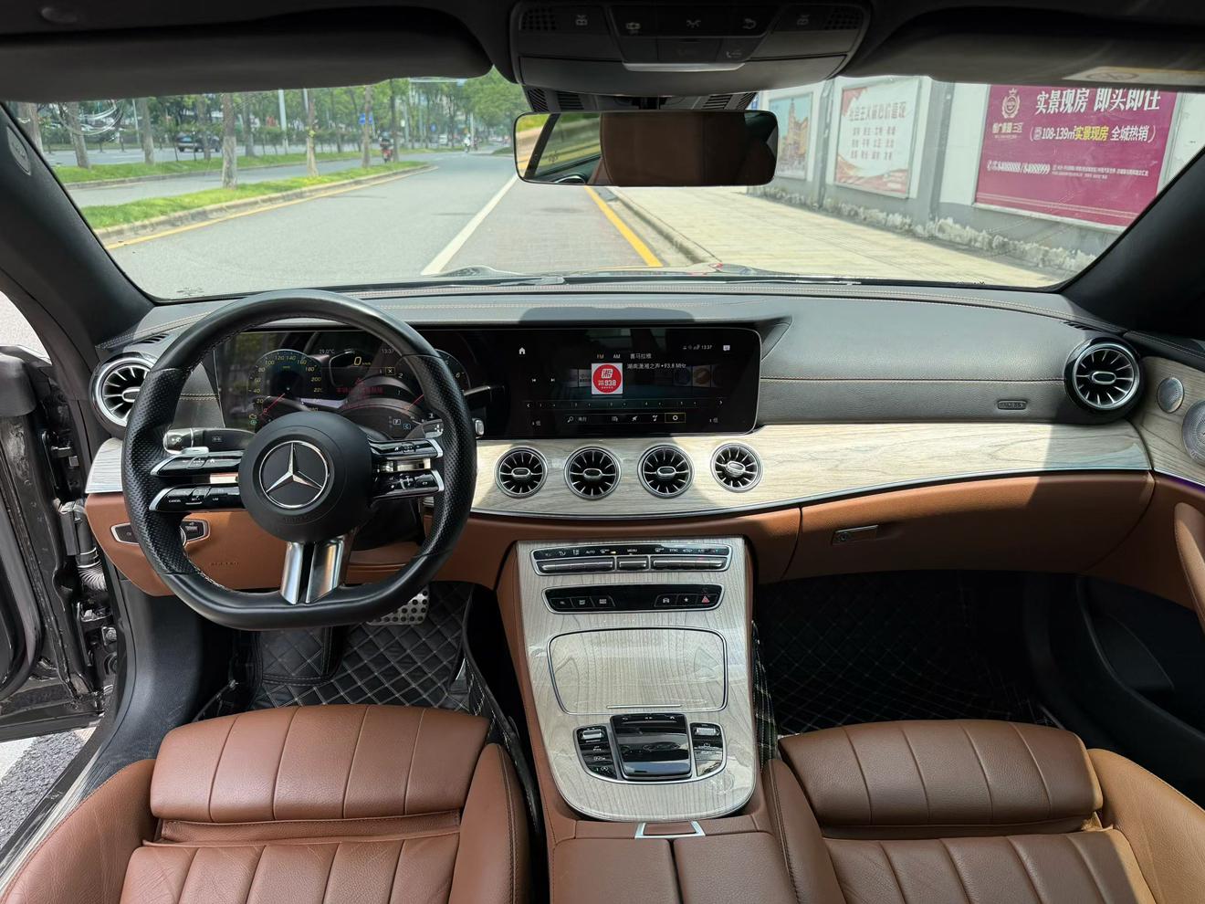 Mercedes-Benz Mercedes-Benz E-Class (Import)