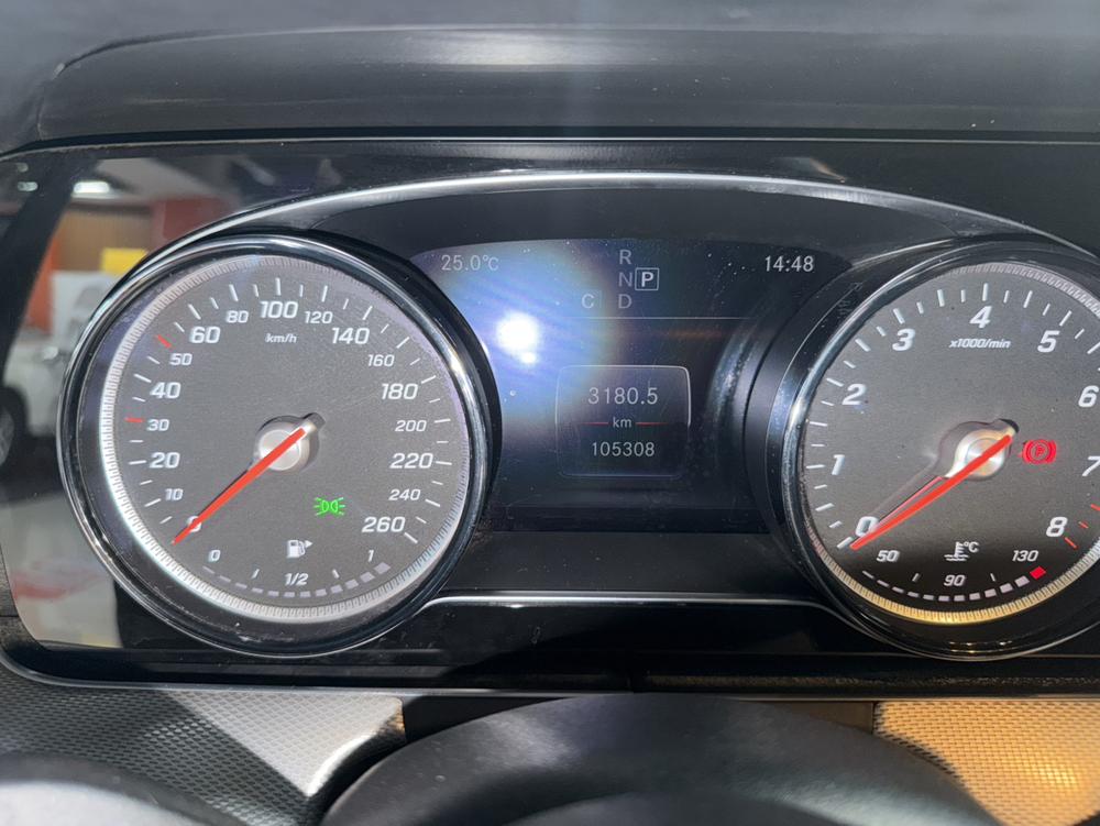 Mercedes-Benz Mercedes-Benz E-Class (Import)