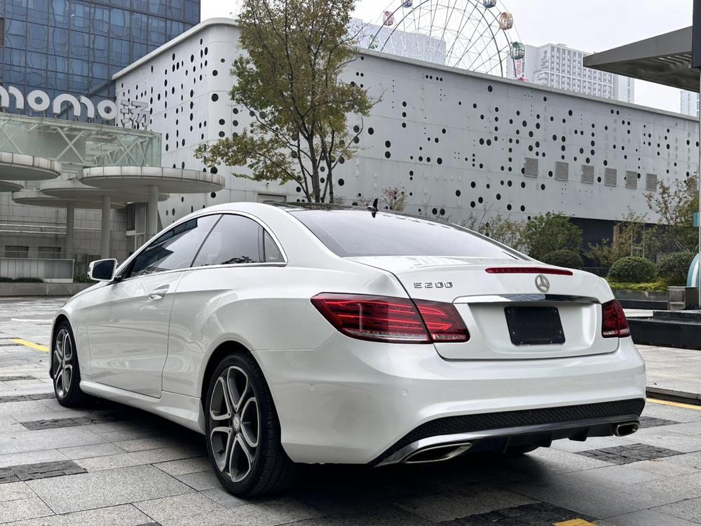 Mercedes-Benz Mercedes-Benz E-Class (Import)