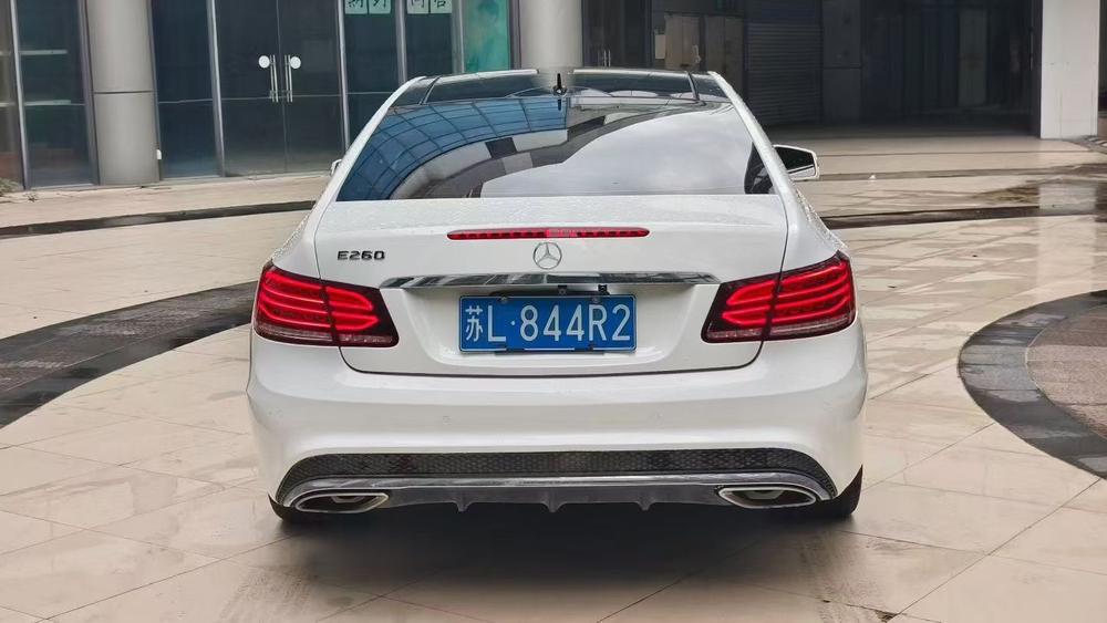 Mercedes-Benz Mercedes-Benz E-Class (Import)
