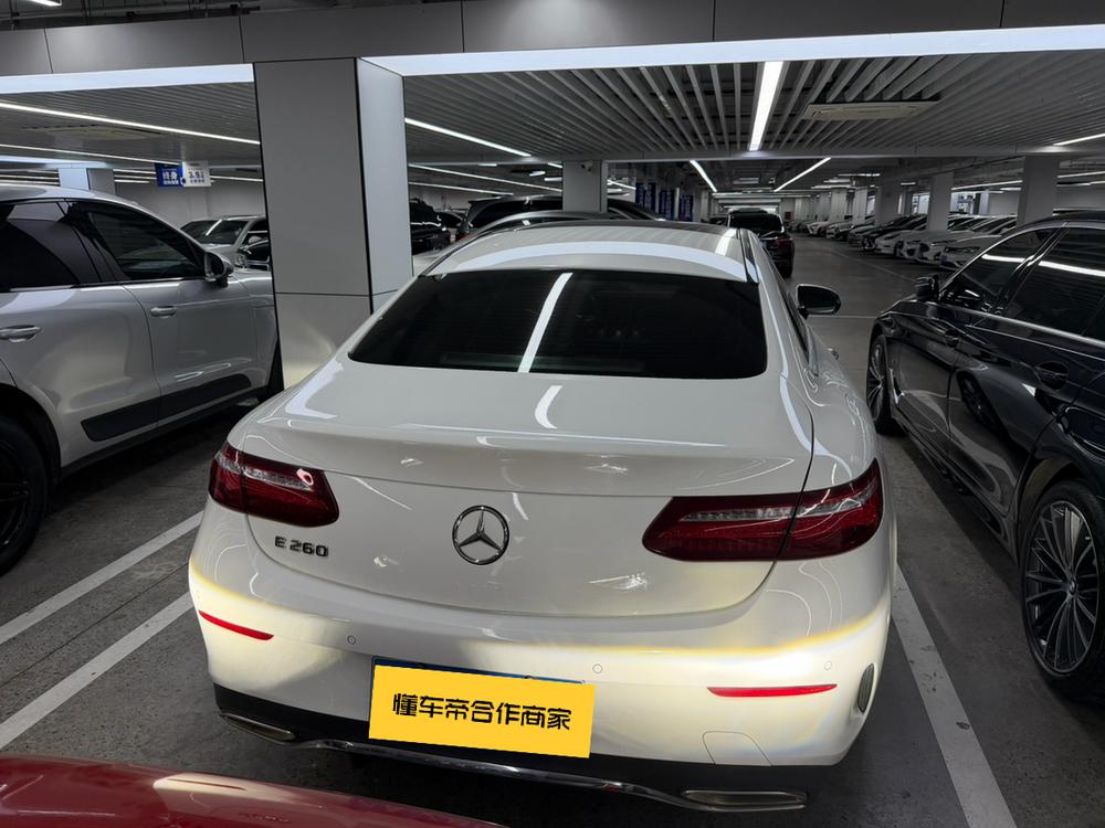 Mercedes-Benz Mercedes-Benz E-Class (Import)