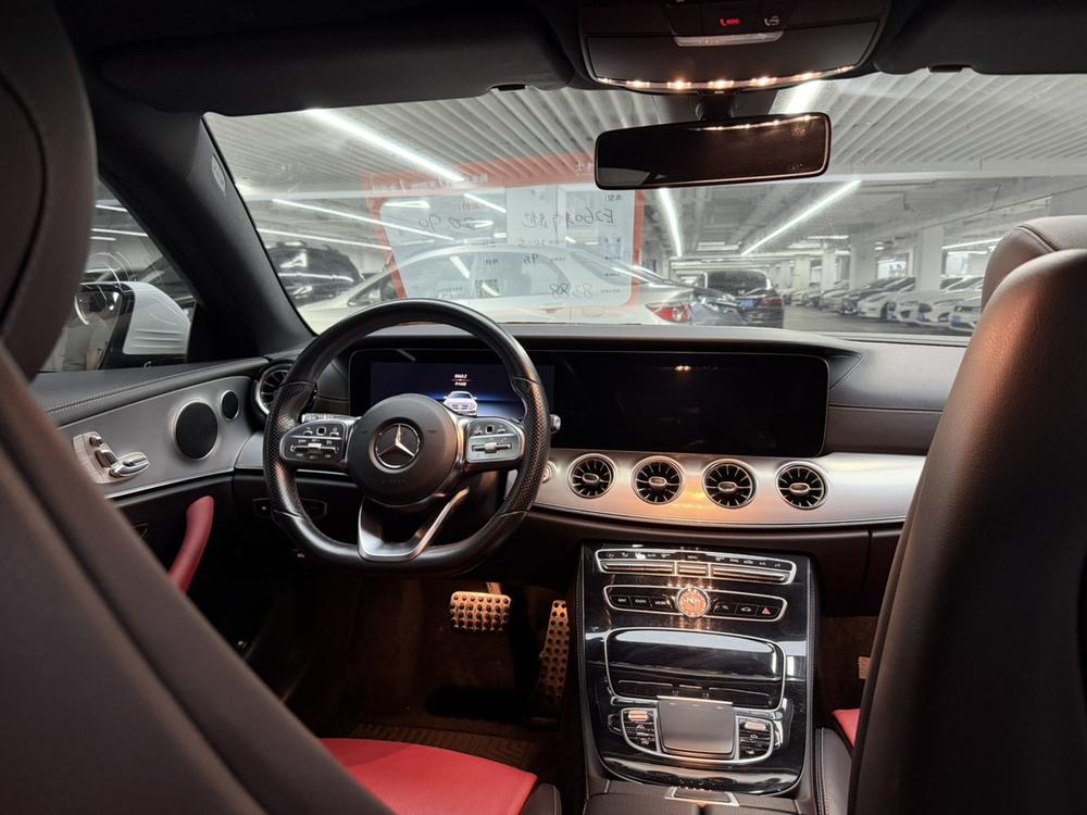 Mercedes-Benz Mercedes-Benz E-Class (Import)