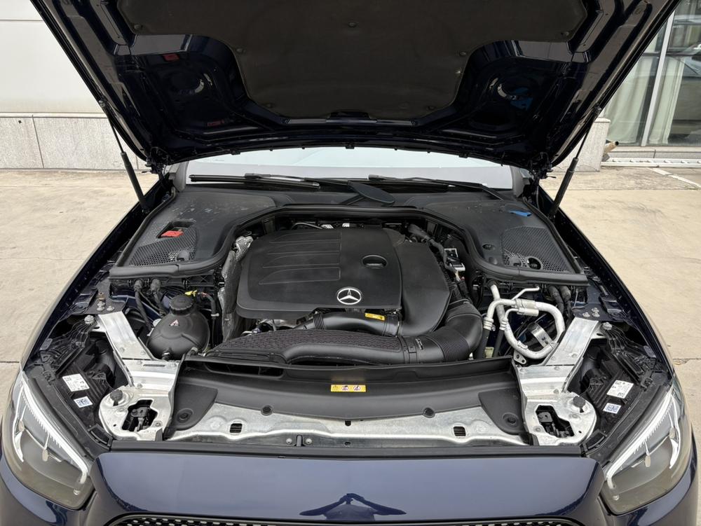 Mercedes-Benz Mercedes-Benz E-Class (Import)
