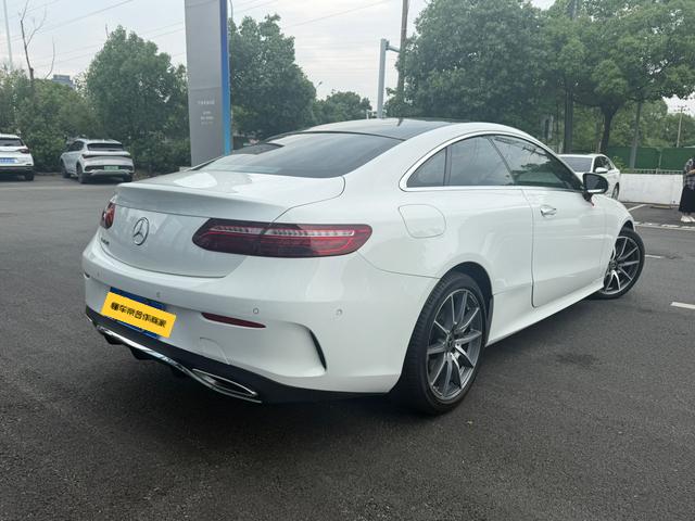 Mercedes-Benz Mercedes-Benz E-Class (Import)