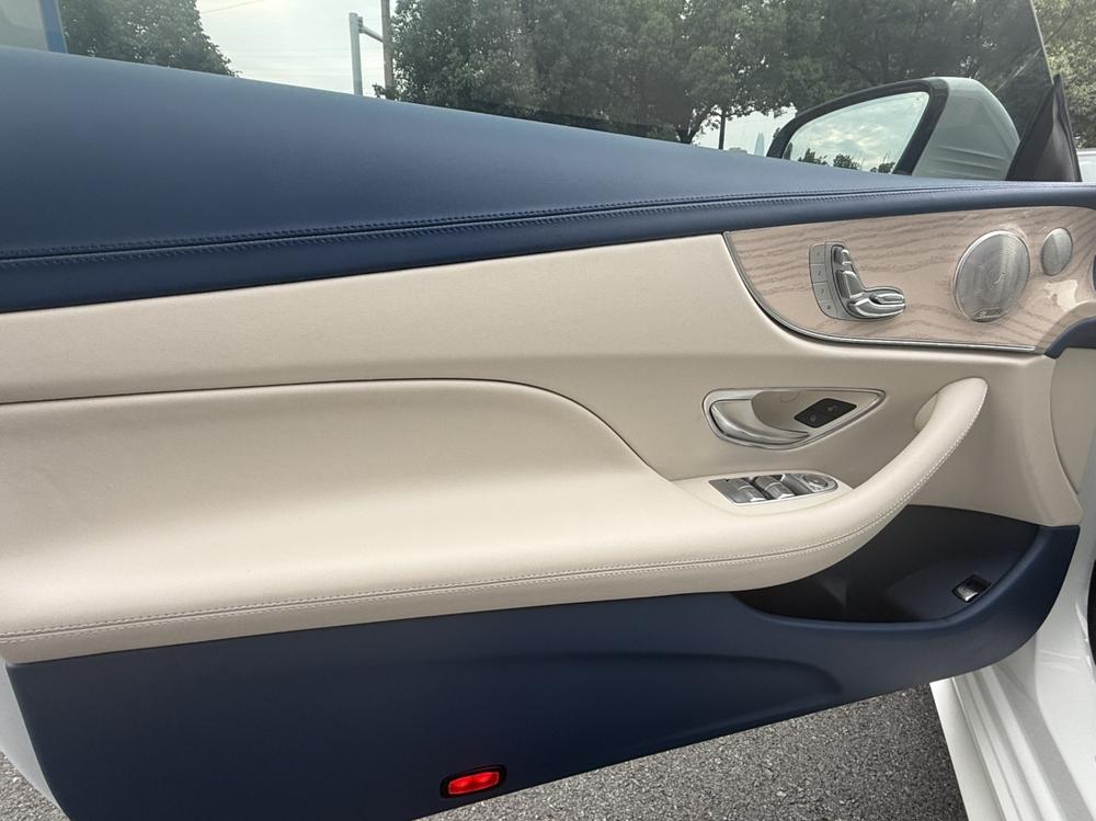 Mercedes-Benz Mercedes-Benz E-Class (Import)