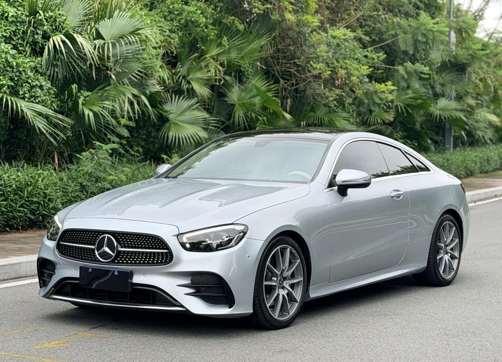 Mercedes-Benz Mercedes-Benz E-Class (Import)