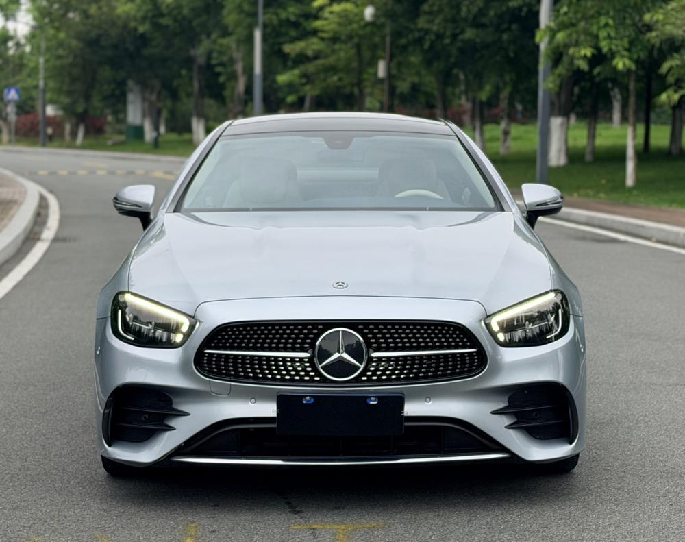 Mercedes-Benz Mercedes-Benz E-Class (Import)