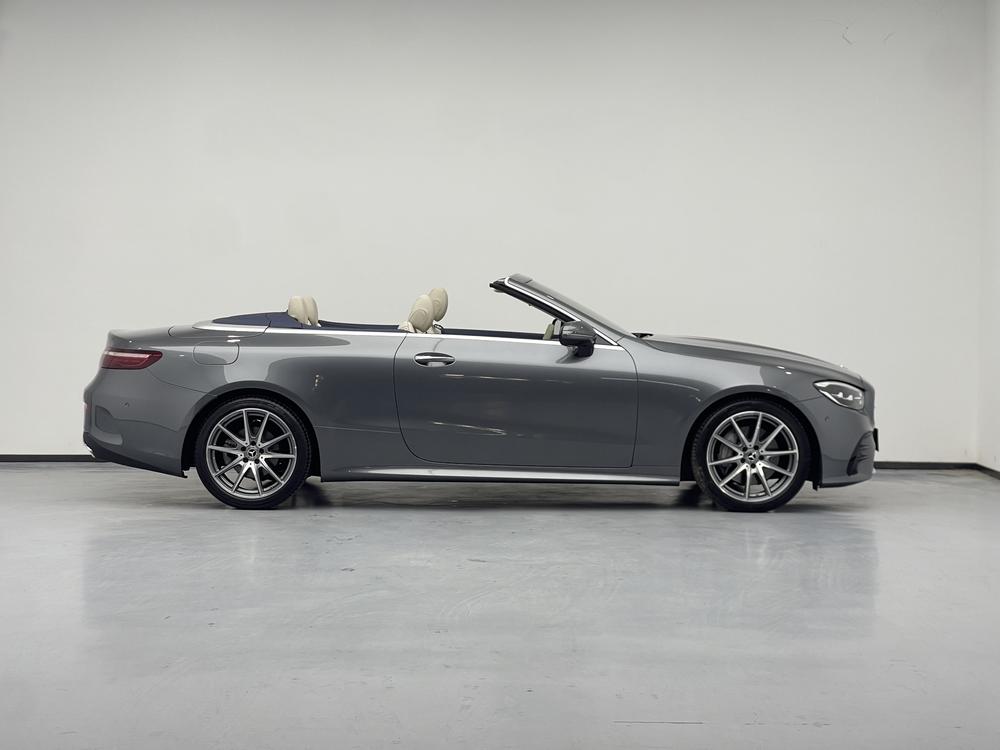Mercedes-Benz Mercedes-Benz E-Class (Import)