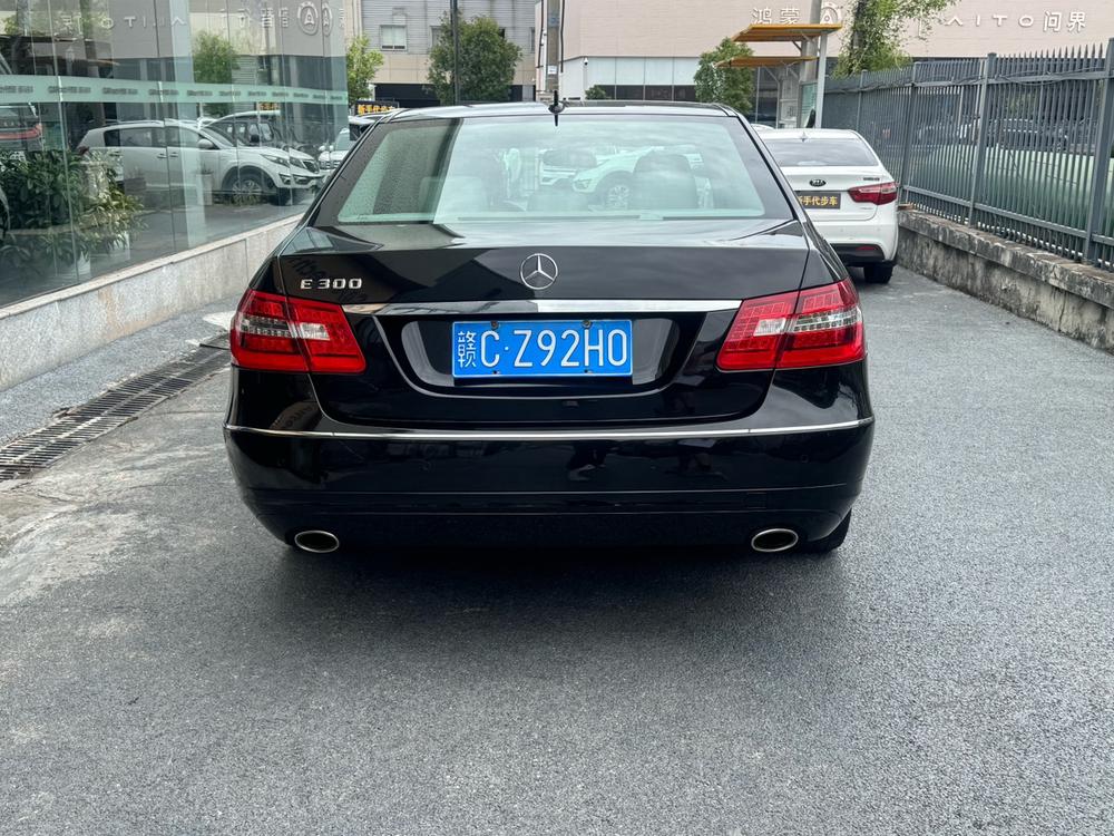 Mercedes-Benz Mercedes-Benz E-Class (Import)