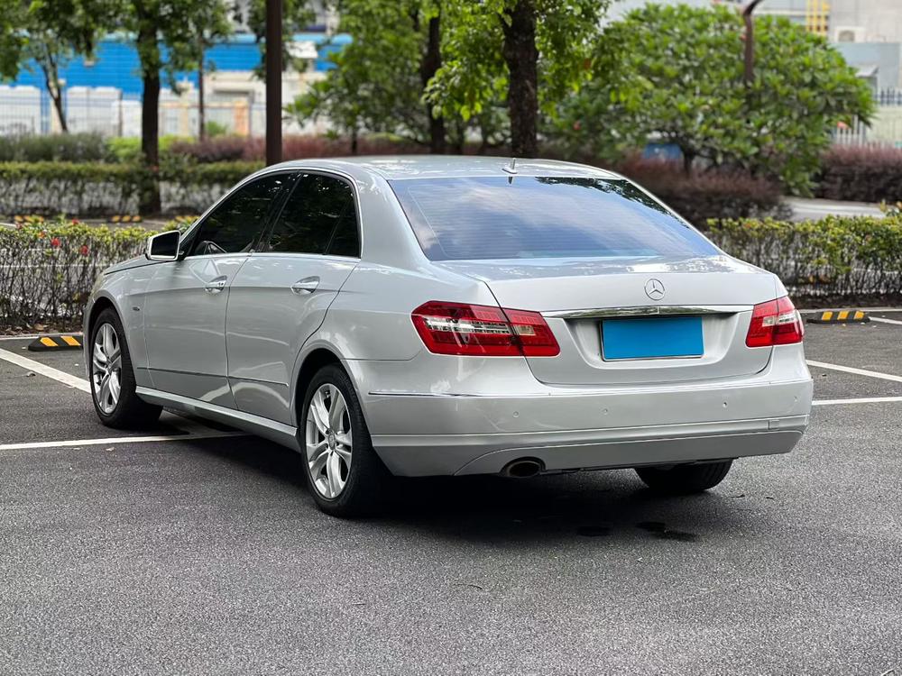 Mercedes-Benz Mercedes-Benz E-Class (Import)