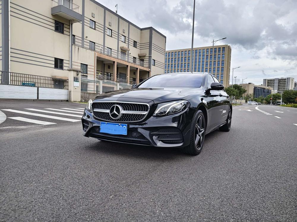 Mercedes-Benz Mercedes-Benz E-Class (Import)