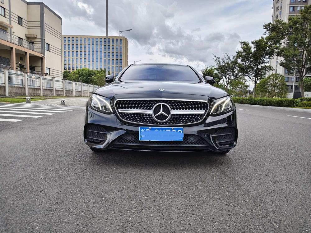 Mercedes-Benz Mercedes-Benz E-Class (Import)