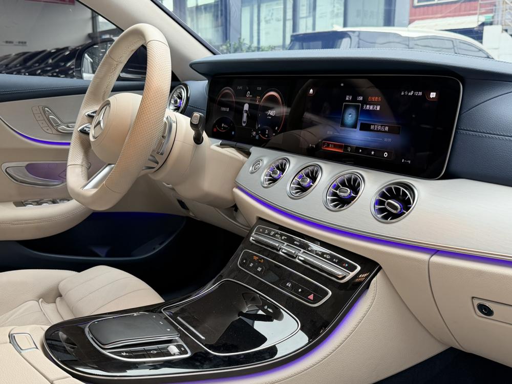 Mercedes-Benz Mercedes-Benz E-Class (Import)
