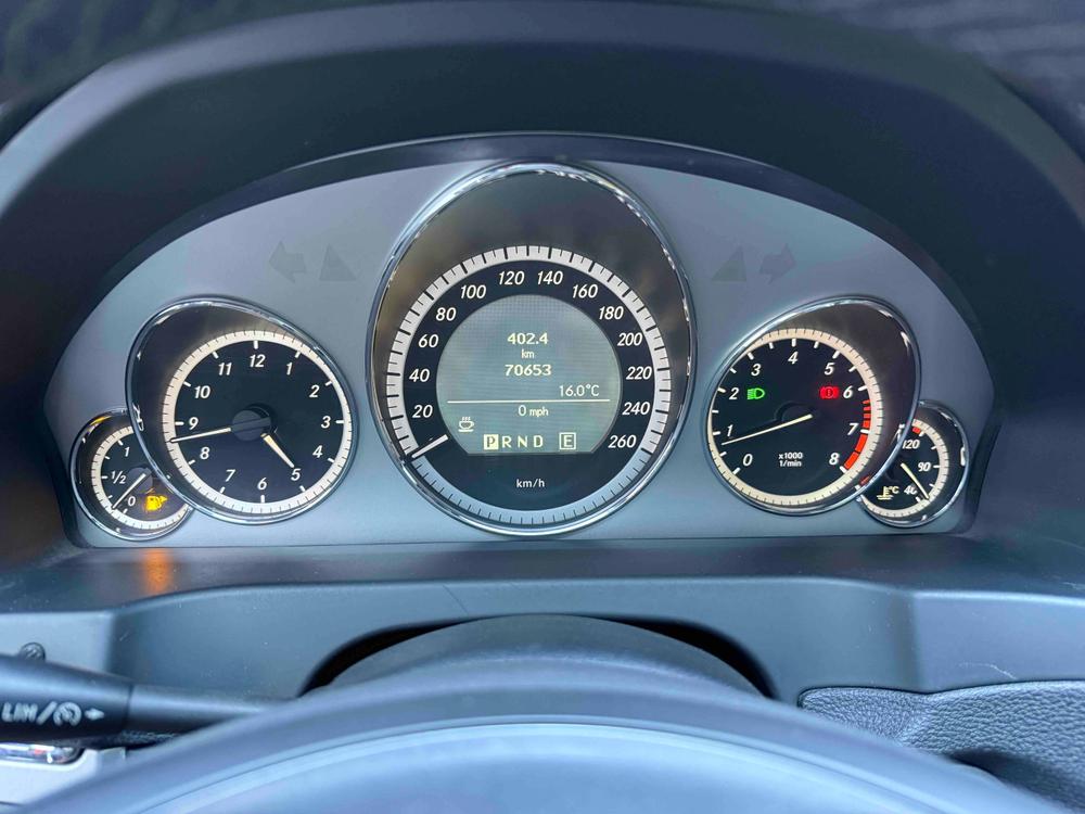 Mercedes-Benz Mercedes-Benz E-Class (Import)