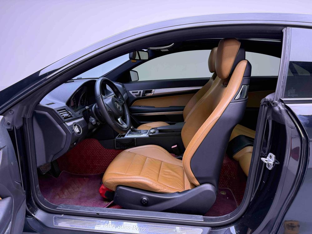 Mercedes-Benz Mercedes-Benz E-Class (Import)