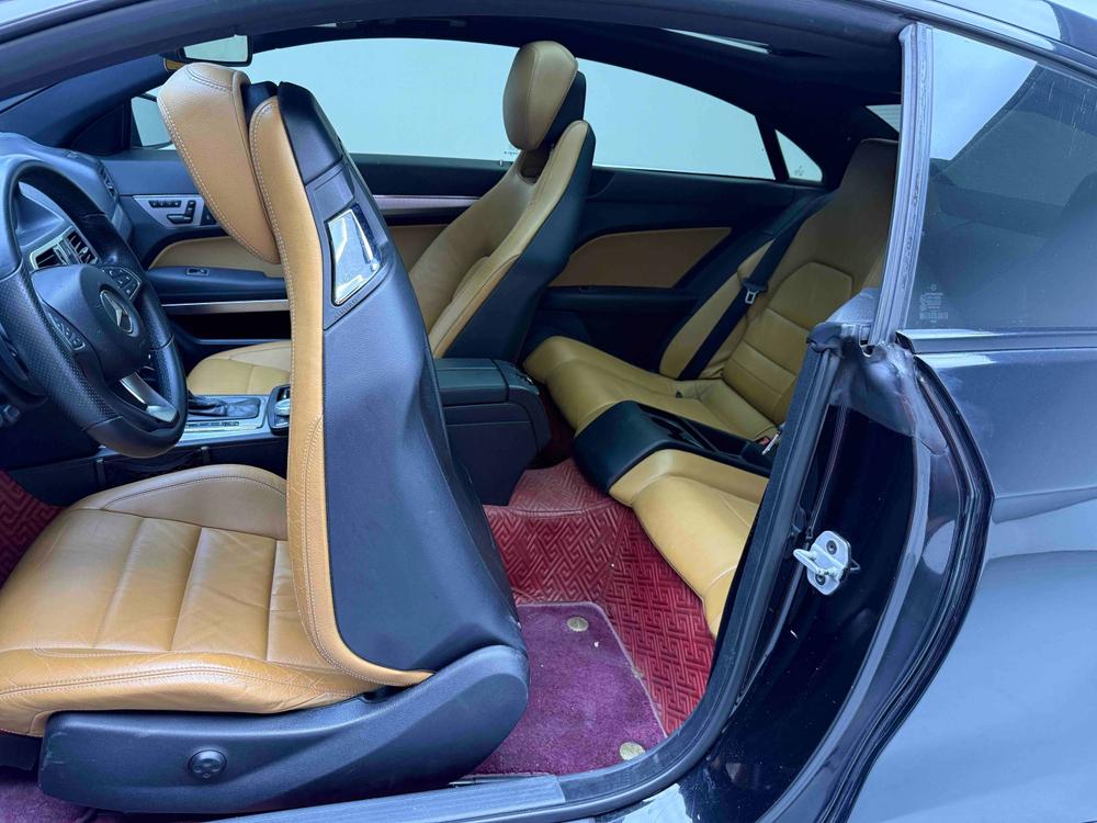 Mercedes-Benz Mercedes-Benz E-Class (Import)