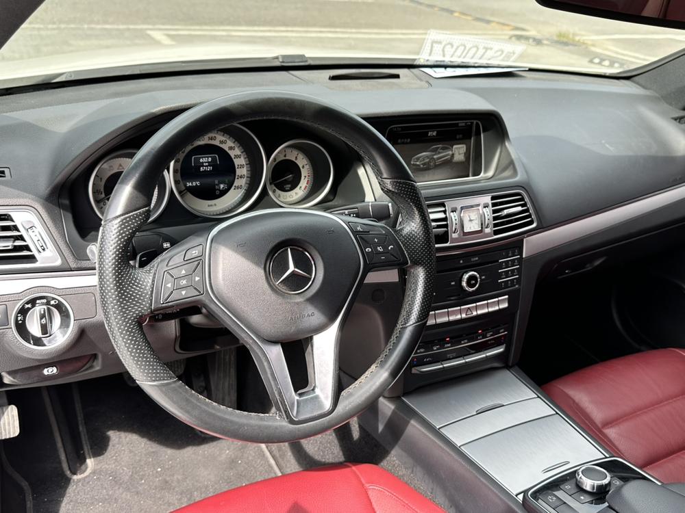Mercedes-Benz Mercedes-Benz E-Class (Import)