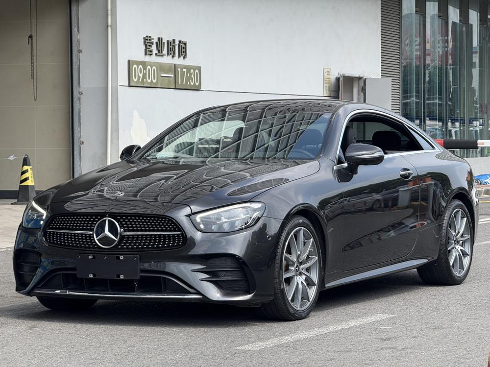 Mercedes-Benz Mercedes-Benz E-Class (Import)