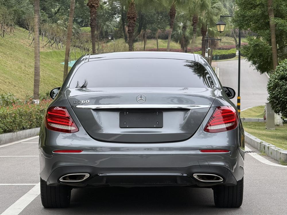 Mercedes-Benz Mercedes-Benz E-Class (Import)
