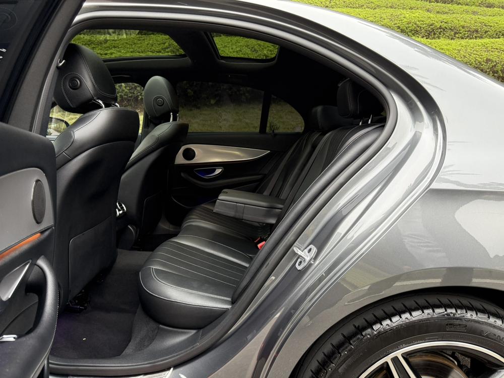 Mercedes-Benz Mercedes-Benz E-Class (Import)