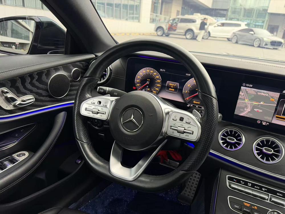 Mercedes-Benz Mercedes-Benz E-Class (Import)