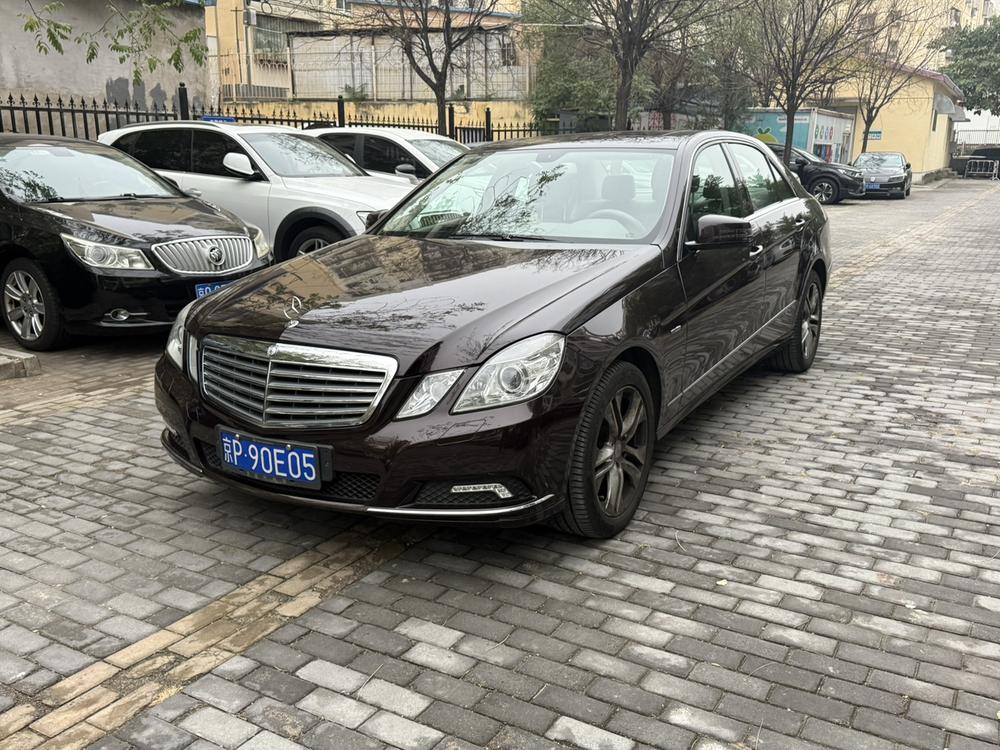 Mercedes-Benz Mercedes-Benz E-Class (Import)