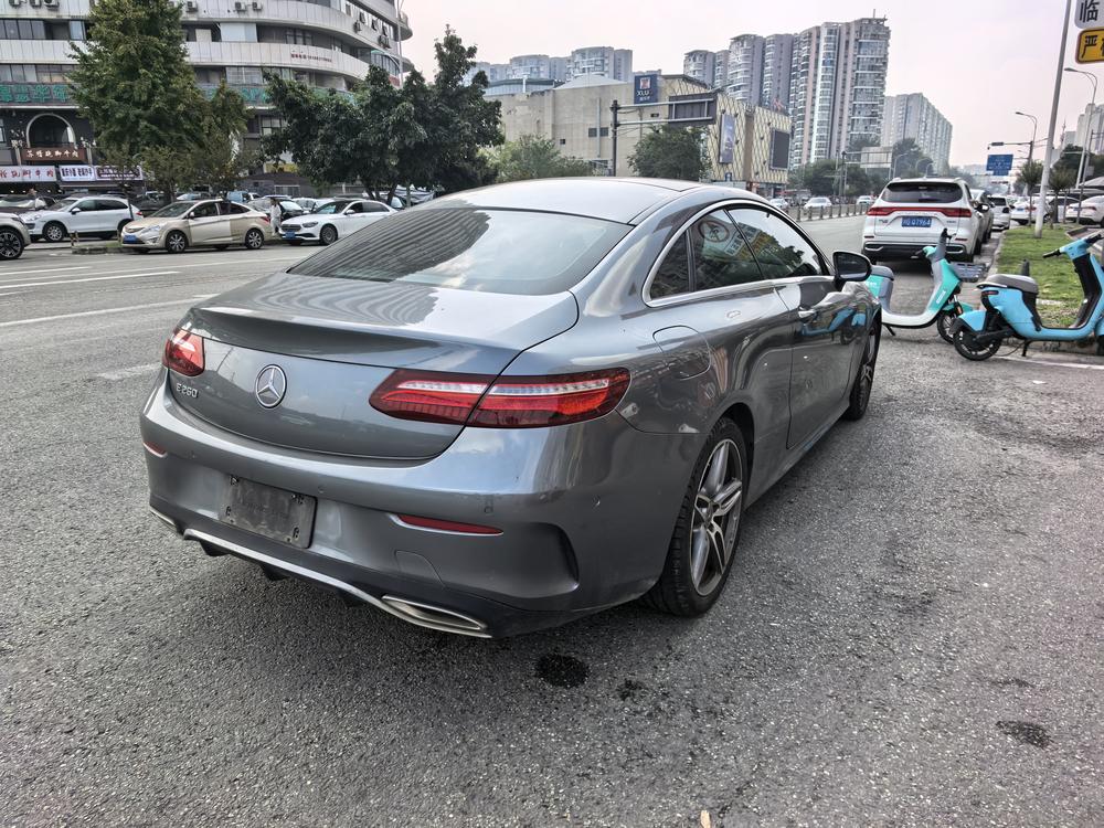 Mercedes-Benz Mercedes-Benz E-Class (Import)