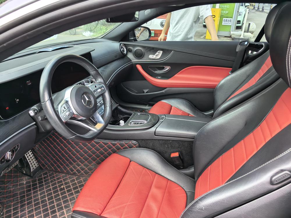 Mercedes-Benz Mercedes-Benz E-Class (Import)