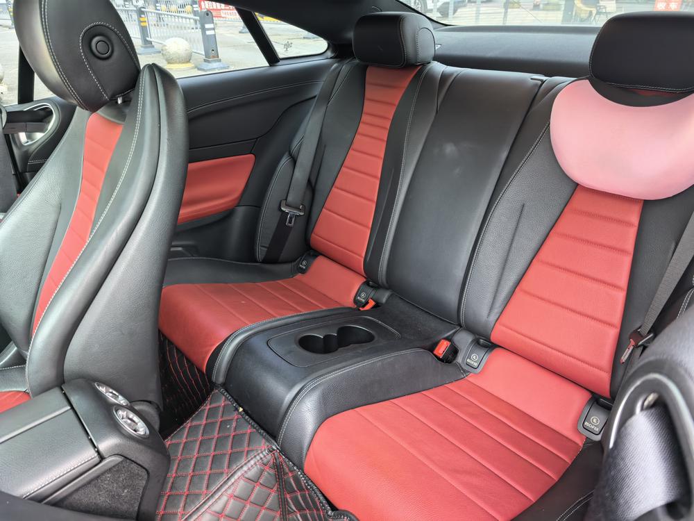 Mercedes-Benz Mercedes-Benz E-Class (Import)