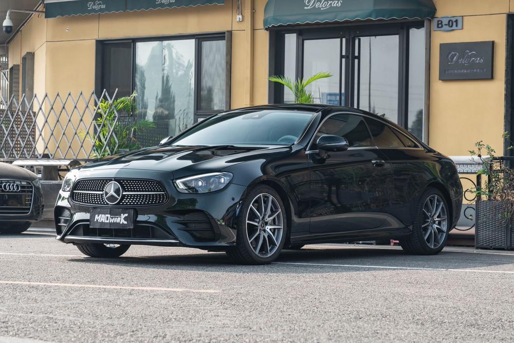 Mercedes-Benz Mercedes-Benz E-Class (Import)