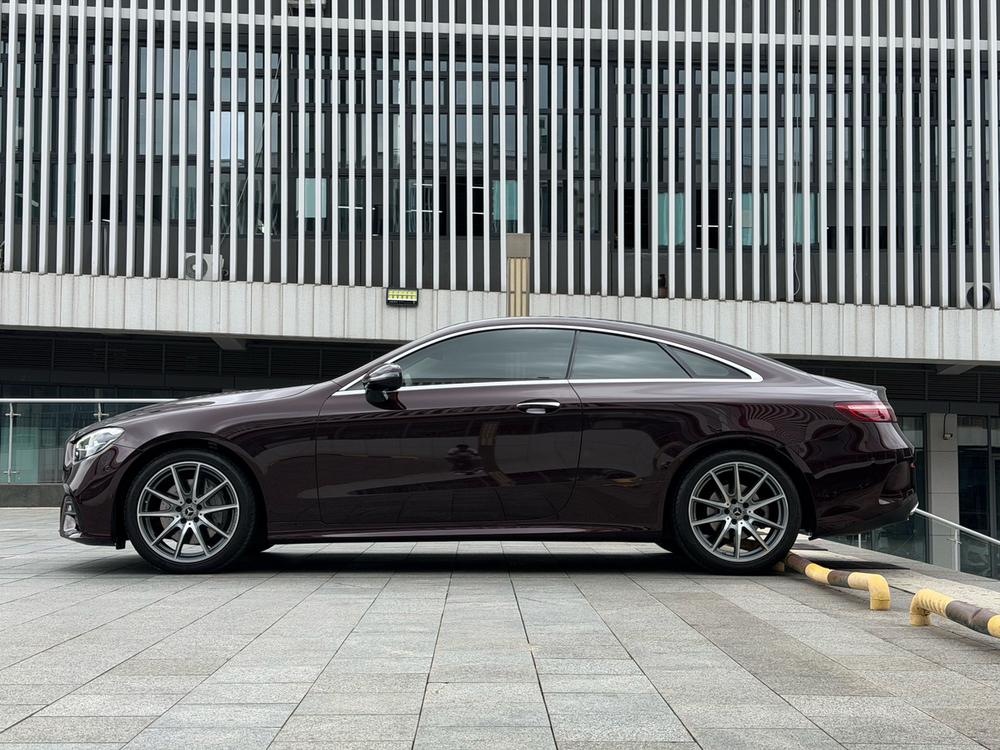 Mercedes-Benz Mercedes-Benz E-Class (Import)