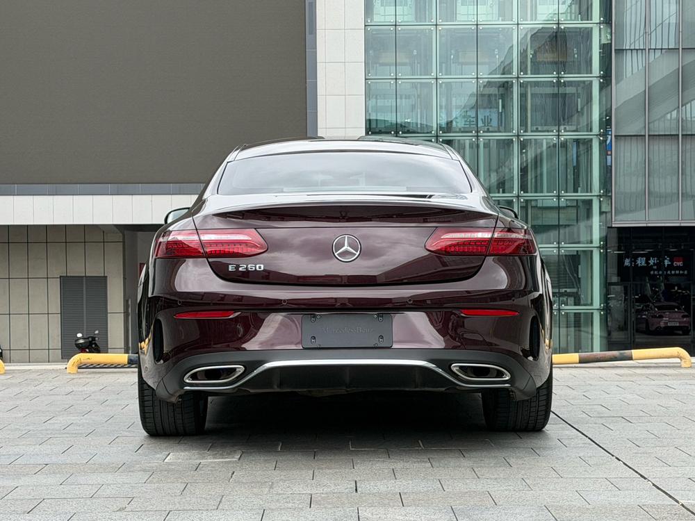 Mercedes-Benz Mercedes-Benz E-Class (Import)