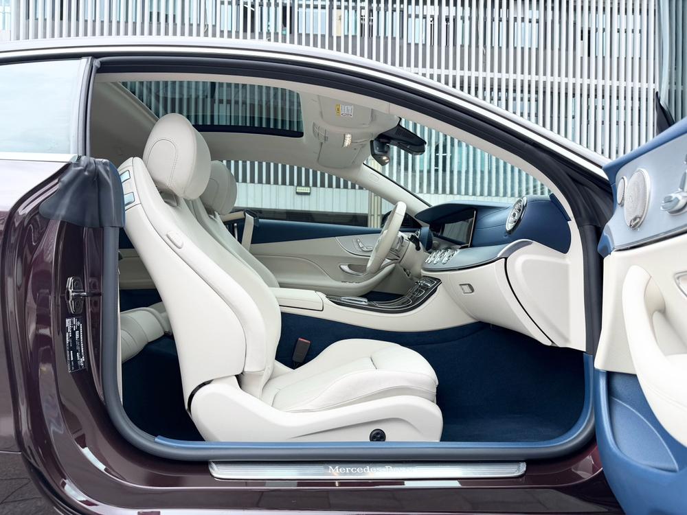 Mercedes-Benz Mercedes-Benz E-Class (Import)