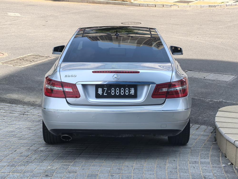 Mercedes-Benz Mercedes-Benz E-Class (Import)