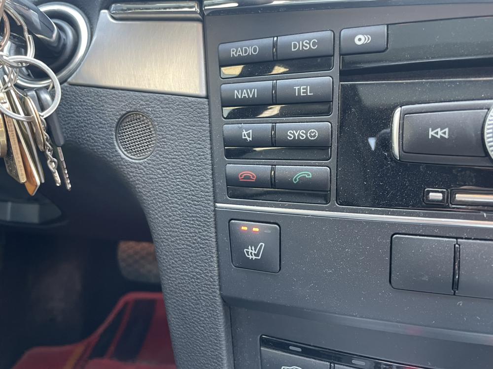 Mercedes-Benz Mercedes-Benz E-Class (Import)