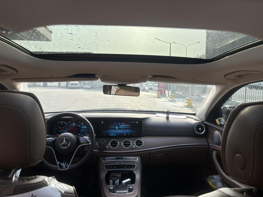 Mercedes-Benz Mercedes-Benz E-Class PHEV