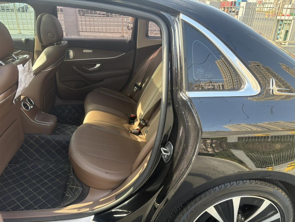 Mercedes-Benz Mercedes-Benz E-Class PHEV