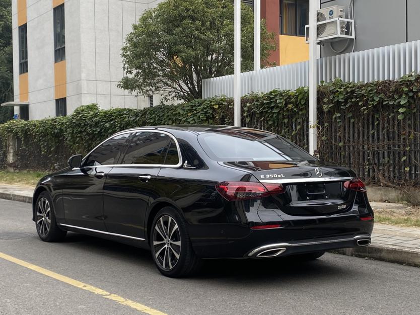 Mercedes-Benz Mercedes-Benz E-Class PHEV