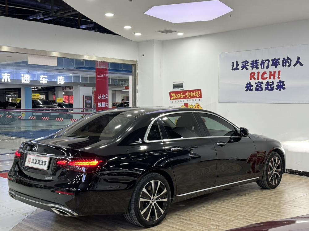 Mercedes-Benz Mercedes-Benz E-Class PHEV