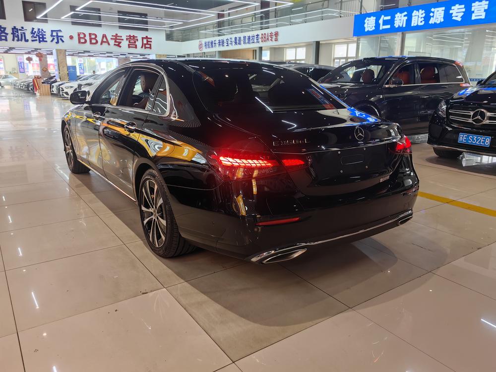 Mercedes-Benz Mercedes-Benz E-Class PHEV