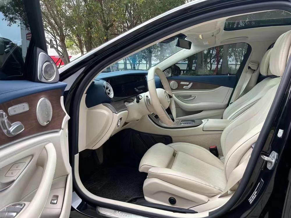 Mercedes-Benz Mercedes-Benz E-Class